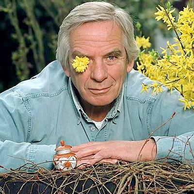 Robert Whitaker (1939-2011)