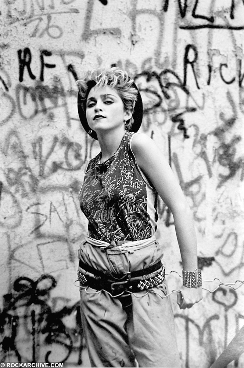 Madonna (MN012PCUN)