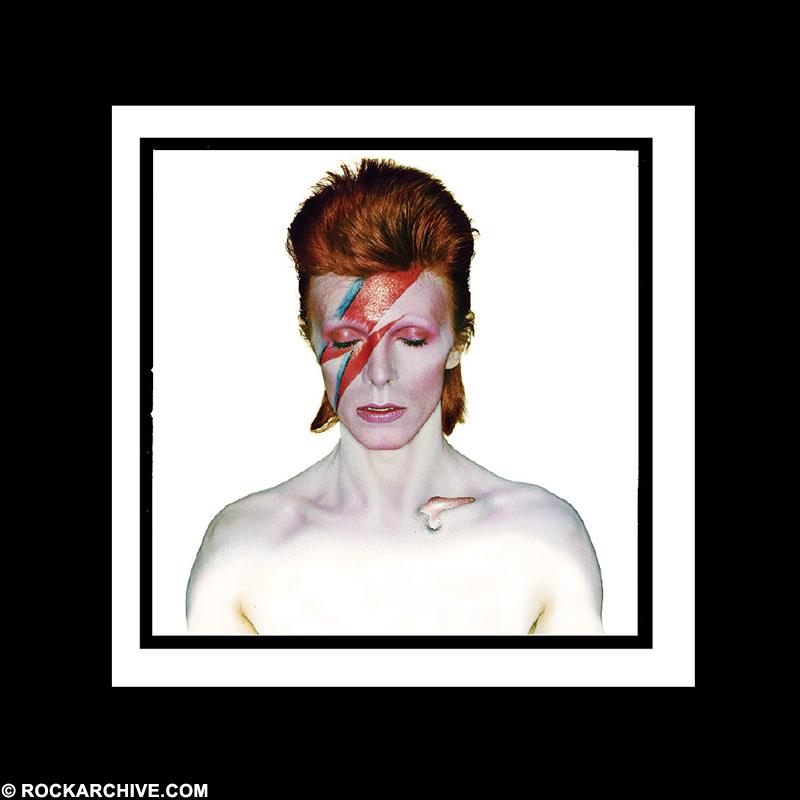 David Bowie cover artwork for Aladdin Sane photographed by Brian Duffy in 1973
