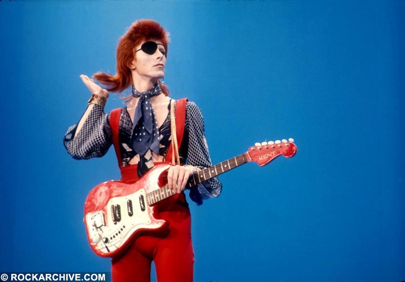 David Bowie (DB001BASC)