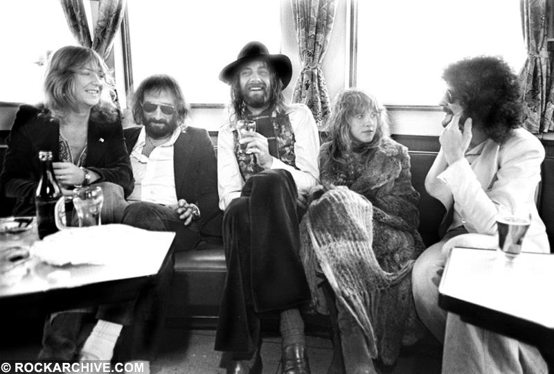 Fleetwood Mac (FMAC001BASC)