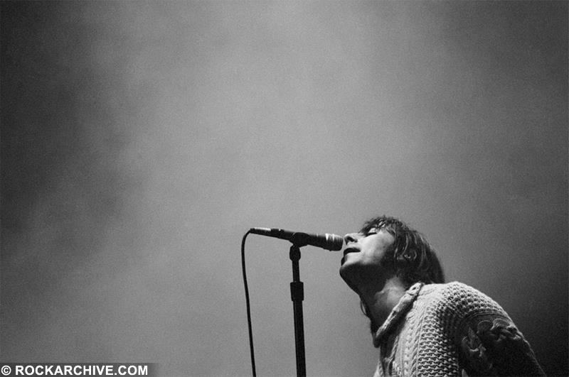 Liam Gallagher Oasis Knebworth Book Cover Jill Furmanovsky Liam Gallagher Oasis Knebworth Book Cover Jill Furmanovsky