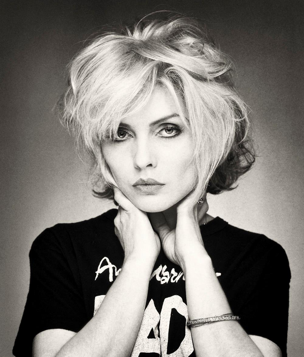 Debbie Harry, Blondie on a shoot in London in 1977 photographed by Brian Aris