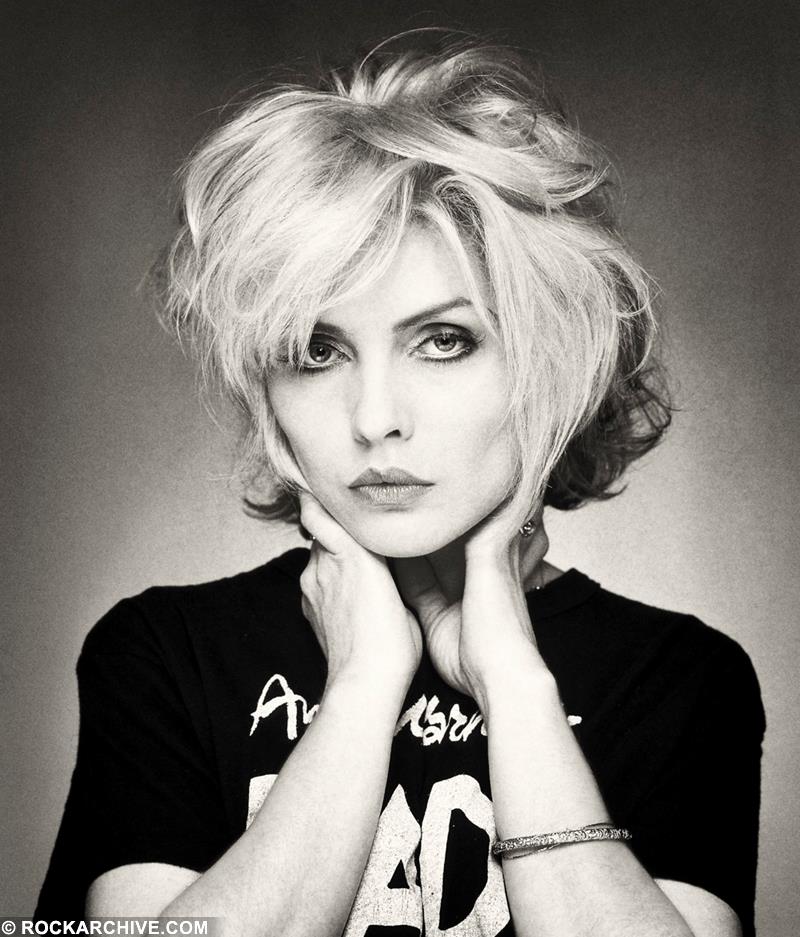 Debbie Harry, Blondie on a shoot in London in 1977 photographed by Brian Aris