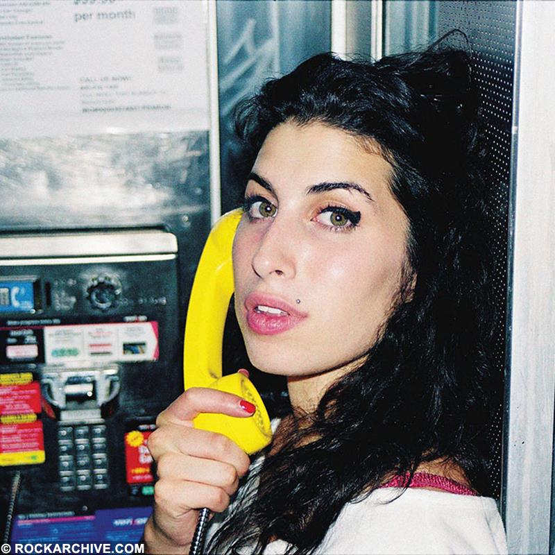 Amy Winehouse Photos Limited Edition Prints Images For Sale amy-winehouse-photos-limited-edition-prints-images-for-sale