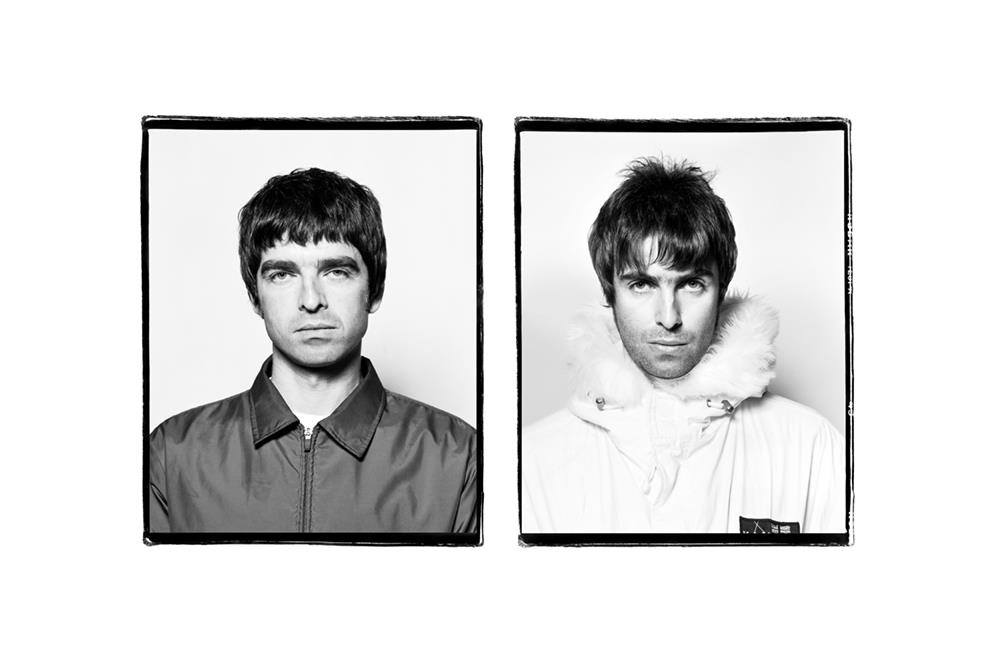 トップス Oasis Noel & Liam Limited Edition Photo Noel and Liam Gallagher of rock band Oasis, 1994 — Limited