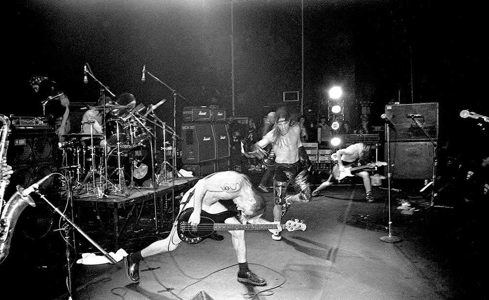 Red Hot Chili Peppers (CP001MG)